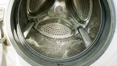 One cup in the drum—and your washing machine will be free of limescale and mold