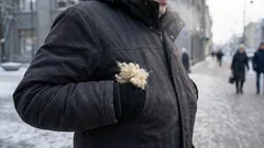 How to Warm Up Quickly in Cold Weather—Try These Fast Ways to Get Warm